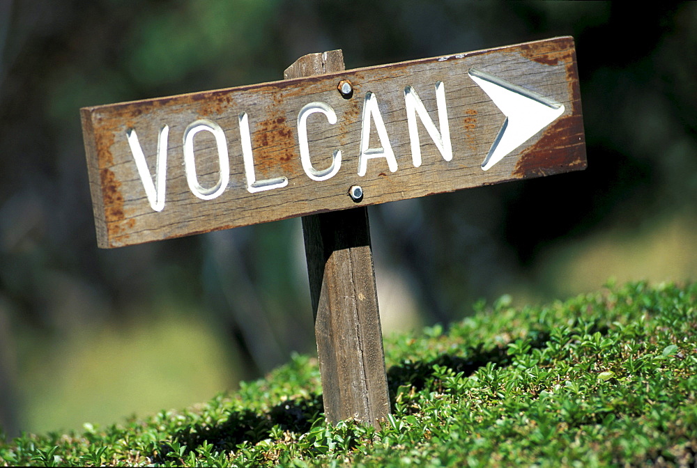 Signpost for the volcano, Gite de Volcan, Piton de la Fournaise, Ille de la RÃˆunion, Indian Ocean