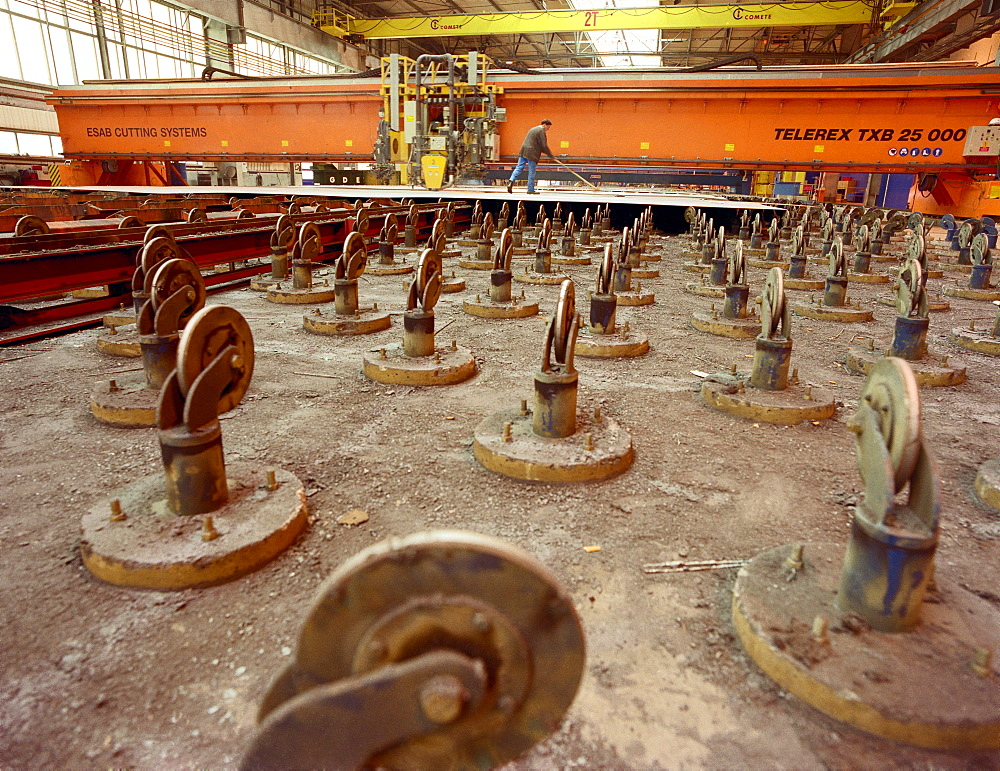 Cutting machine for steel plates, dry dock, Queen Mary 2, Saint-Nazaire, France