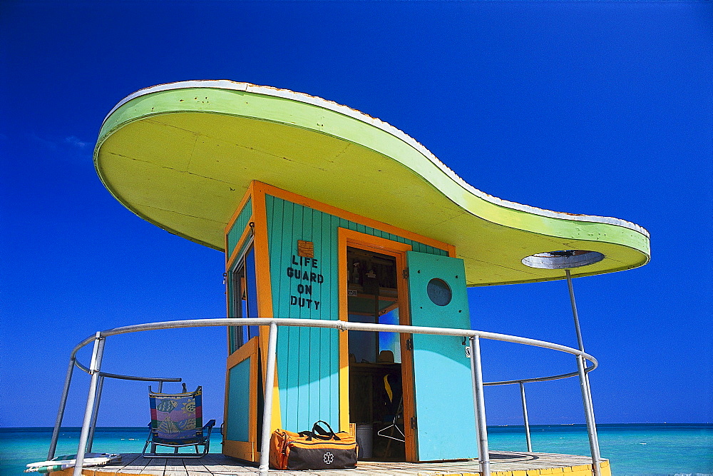 Art deco life guard hut under blue sky, South Beach, Miami Beach, Florida, USA, America