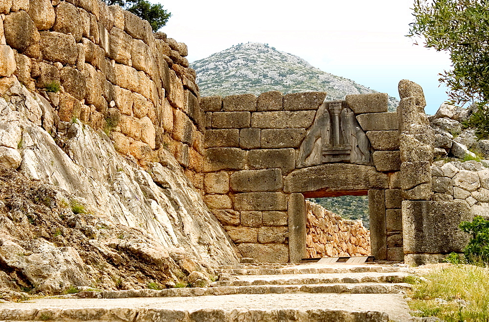 Lion Gate, circular wall around the acropolis of Mycenae, Peloponnese, Greece