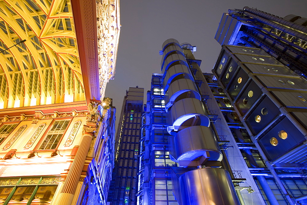 Lloyd`s of London with Leadenhall Market, The building was errected from 1978 -1986 by english architect Richard Rogers, London, England, Europe