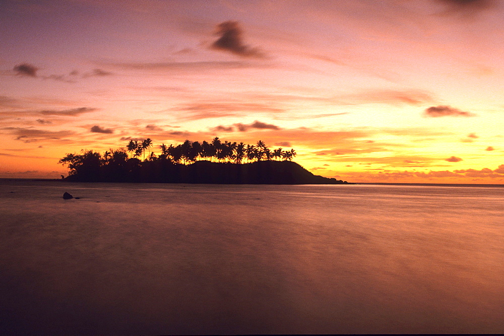 Motu at Sunrise, View from Muri Beach, Rarotonga, Cook Islands