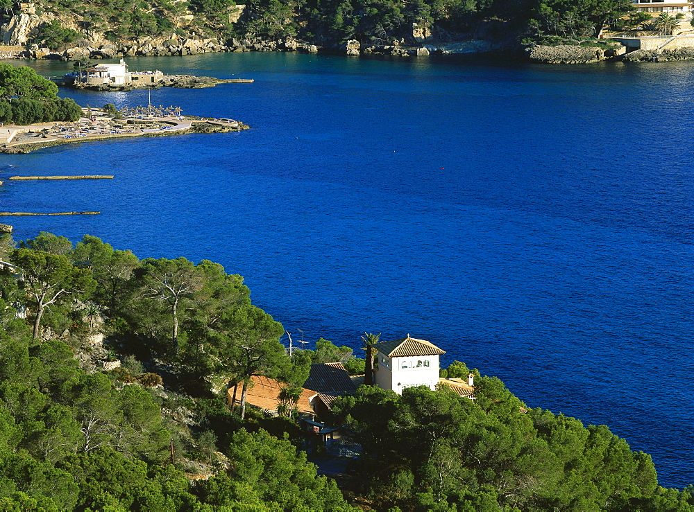 Camp de Mar, Playa de Camp de Mar, near Andratx, Mallorca, Spain