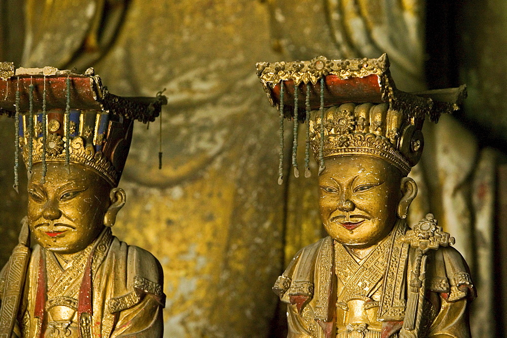 Three of the eight immortals of Taoism, Wudang summit 1613 metres high, Mount Wudang, Wudang Shan, Taoist mountain, Hubei province, Wudangshan, Mount Wudang, UNESCO world cultural heritage site, birthplace of Tai chi, China