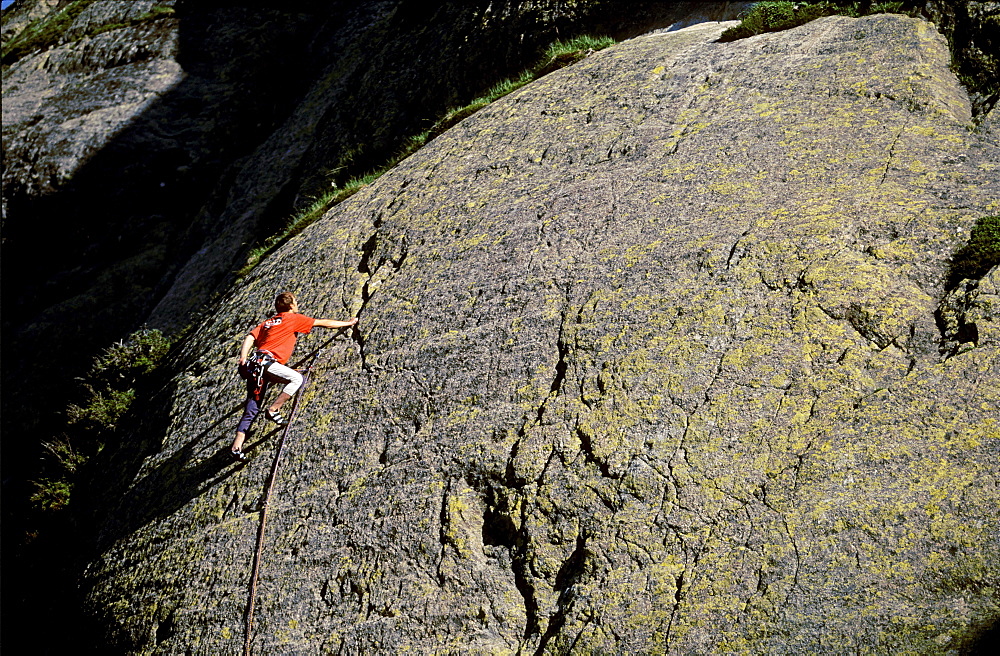 Freeclimbing at the Sustenpass, Bernese Oberland, Switzerland, Europe, MR