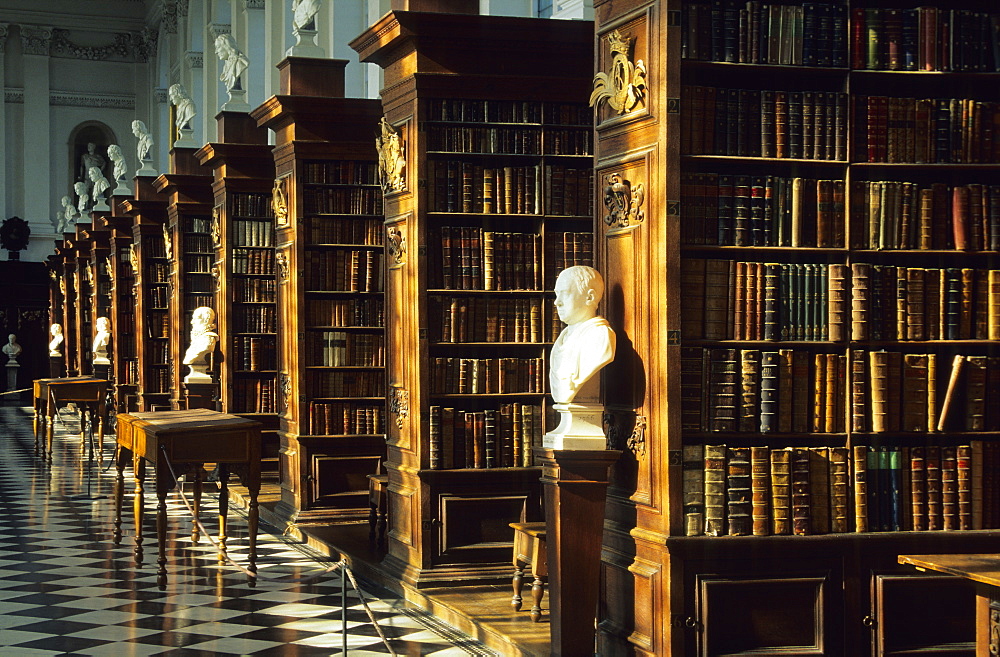 Europe, Great Britain, England, Cambridgeshire, Cambridge, Trinity College, Wren Library