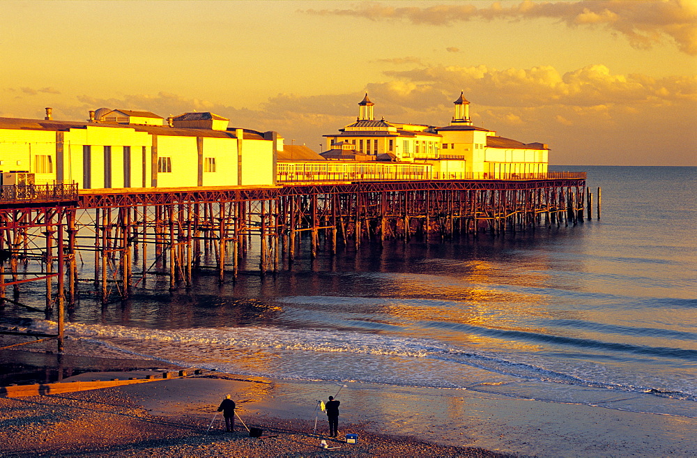 Europe, England, East Sussex, Hastings, Pier