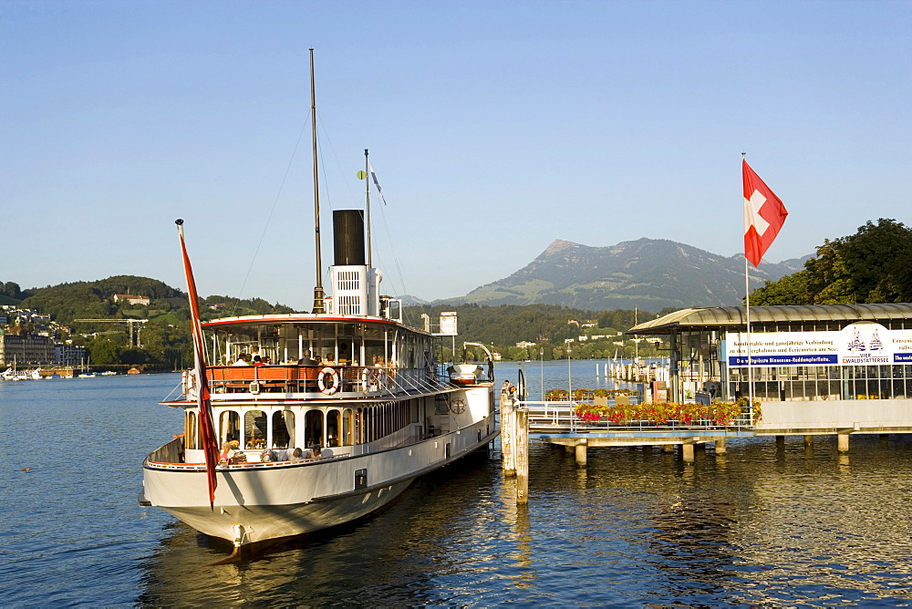 Paddle Wheel Steamer DS Unterwalden on Lake Luzerne at Bahnhofsquai (ship station), Lucerne, Canton of Lucerne, Switzerland