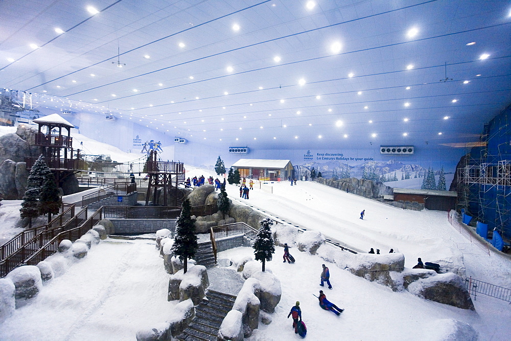 Dubai Mall of Emirates Ski dubai, Indoor skiing