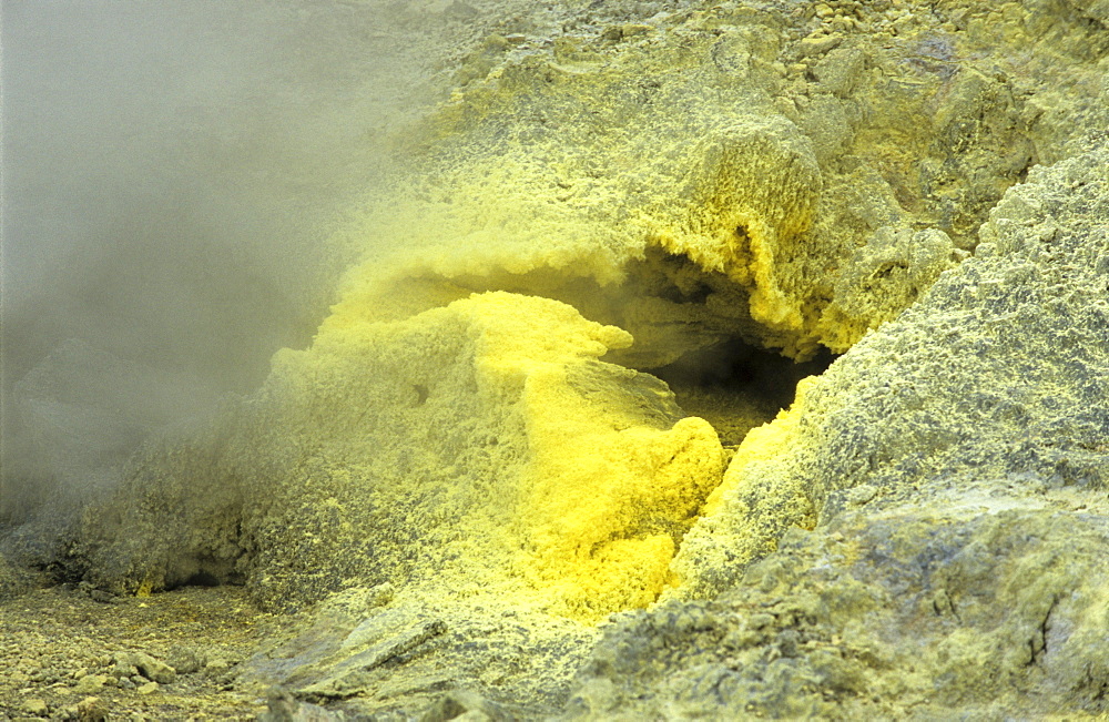 Sulphur fomaroles on White Island, North Island, New Zealand