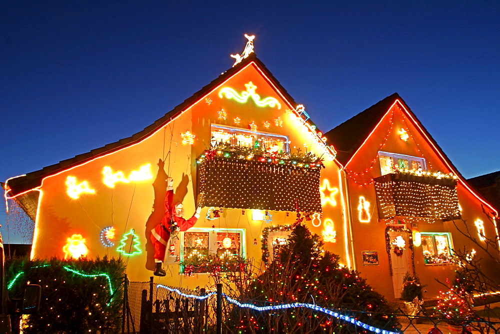 Berlin spandau, private houses with christmas illumination