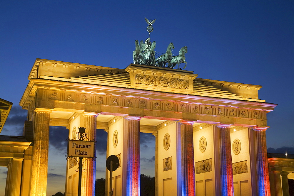 Berlin, Pariser Platz, Brandenburger Tor, Festival of lights 2006, Quadriga