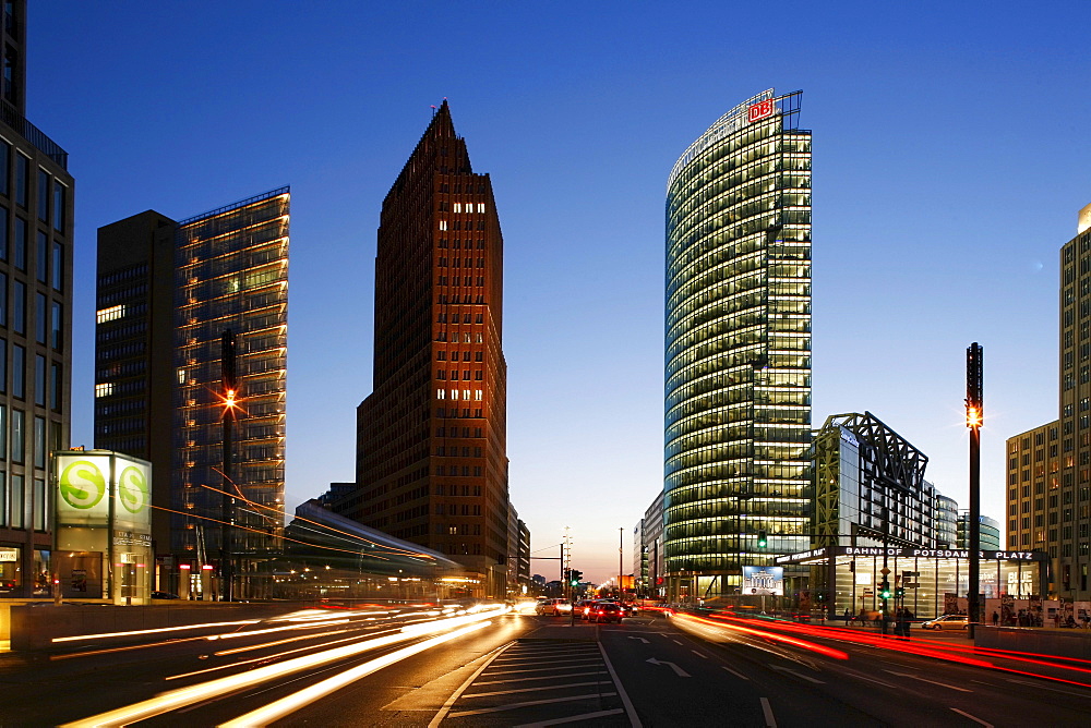 Berlin, Potsdamer Platz, Sony Center, DB tower