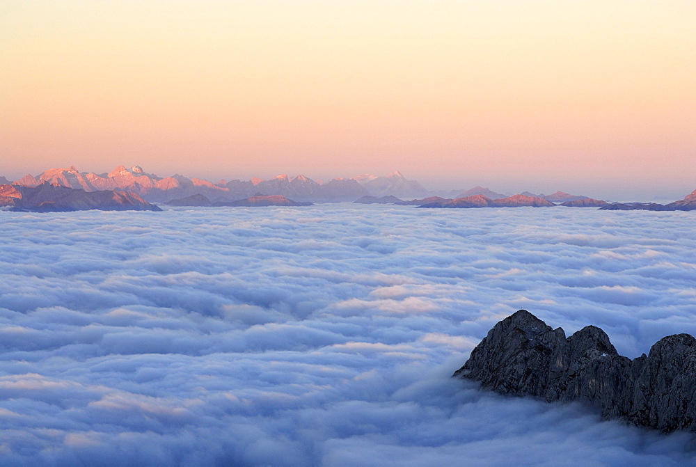 Mountain Scheffauer above fog bank, Karwendel and Wetterstein range in background, Ellmauer Halt, Kaiser range, Tyrol, Austria