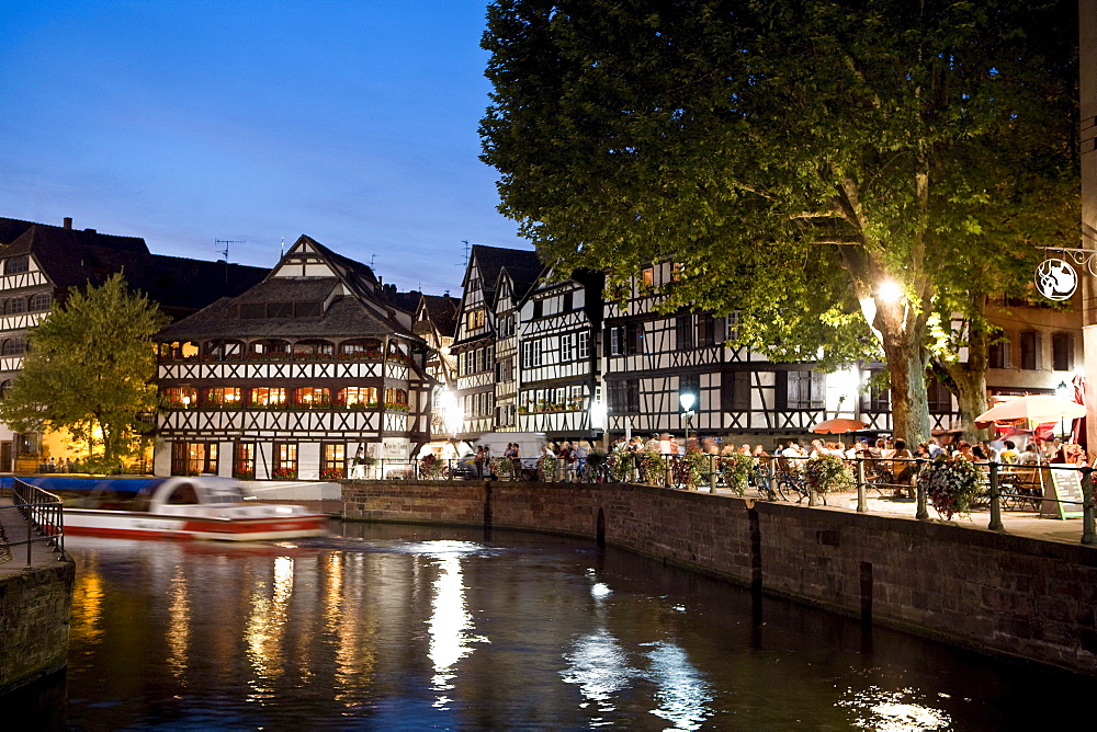 Restaurant Maison de Tanneurs in the evening light, Petite France, Strasbourg, Alsace, France