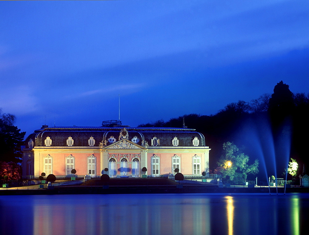 Benrath castle, Duesseldorf, North-Rhine-Westphalia, Germany