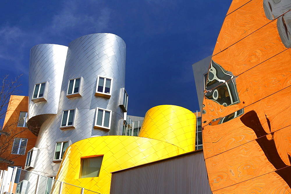 Modern Architechture, Frank Gehrys Ray and Maria Stata Buildings, MIT, Cambridge, Massachusetts, USA