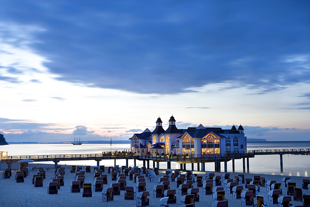 Pier at dawn, Sellin, Ruegen, Baltic Sea, Mecklenburg-Western Pomerania, Germany