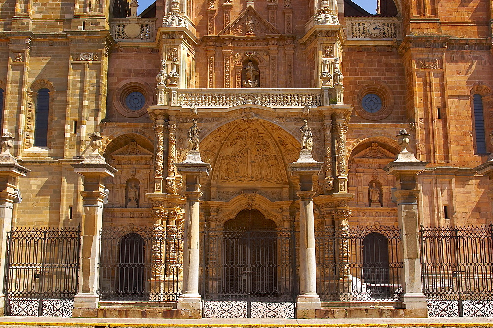 Architecture of Cathedral, Catedral Santa MarÃŒa, Astorga, Castilla Leon, Spain