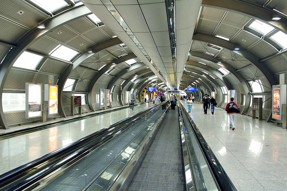 Moving walkway at the Intercity station at Frankfurt Airport, Frankfurt, Hesse, Germany