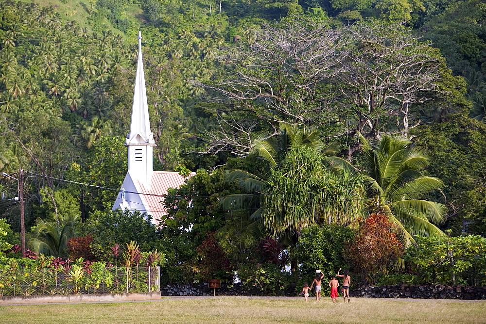 Church of OmoâˆšÂ¢â€šÃ‡Â¨â€šÃ‘Â¢a between trees, Fatu Hiva, Marquesas, Polynesia, Oceania