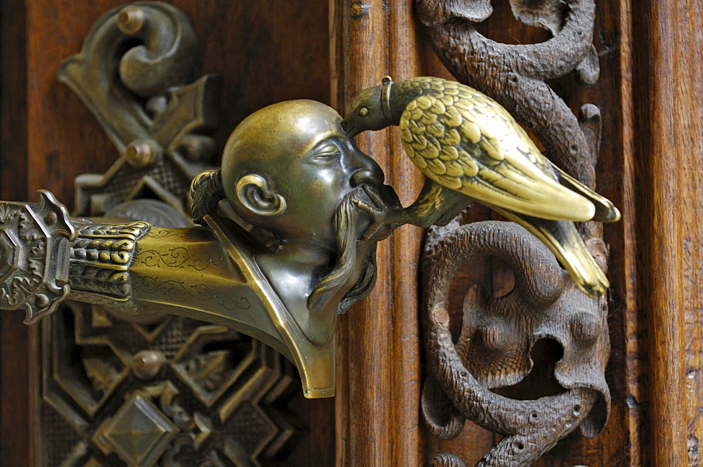 Door knob, castle Hluboka near Budweis, Czech Republic