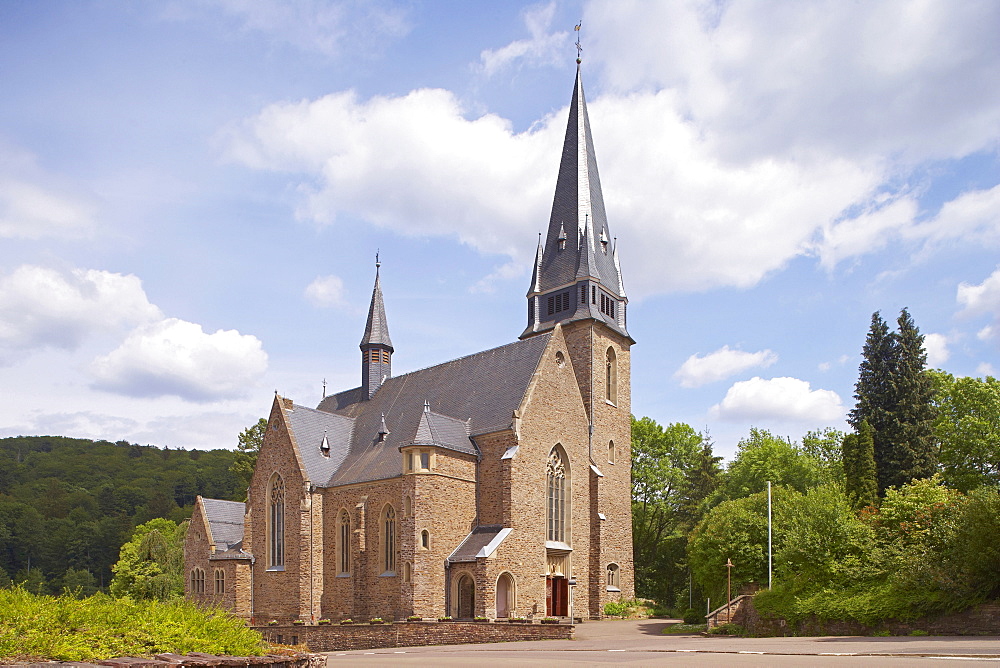 Hochwalddom, Hubertus' church in the sunlight, Nonnweiler, Nature reserve park Saar-Hunsrueck, Saarland, Germany, Europe