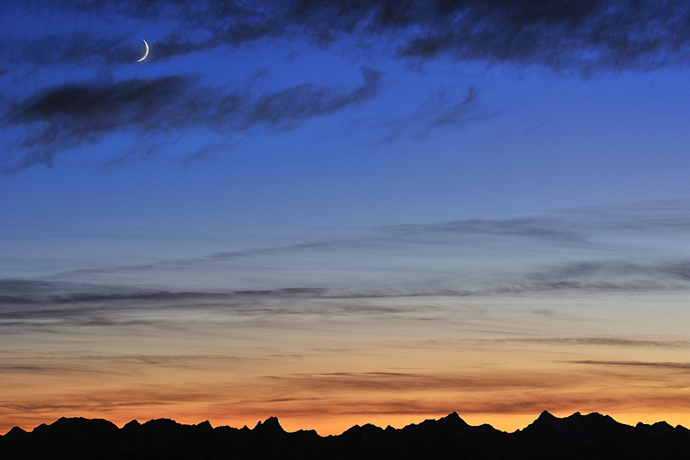 Karwendel range in front of the evening sky, Risserkogel, Bavarian Foothills, Upper Bavaria, Bavaria, Germany