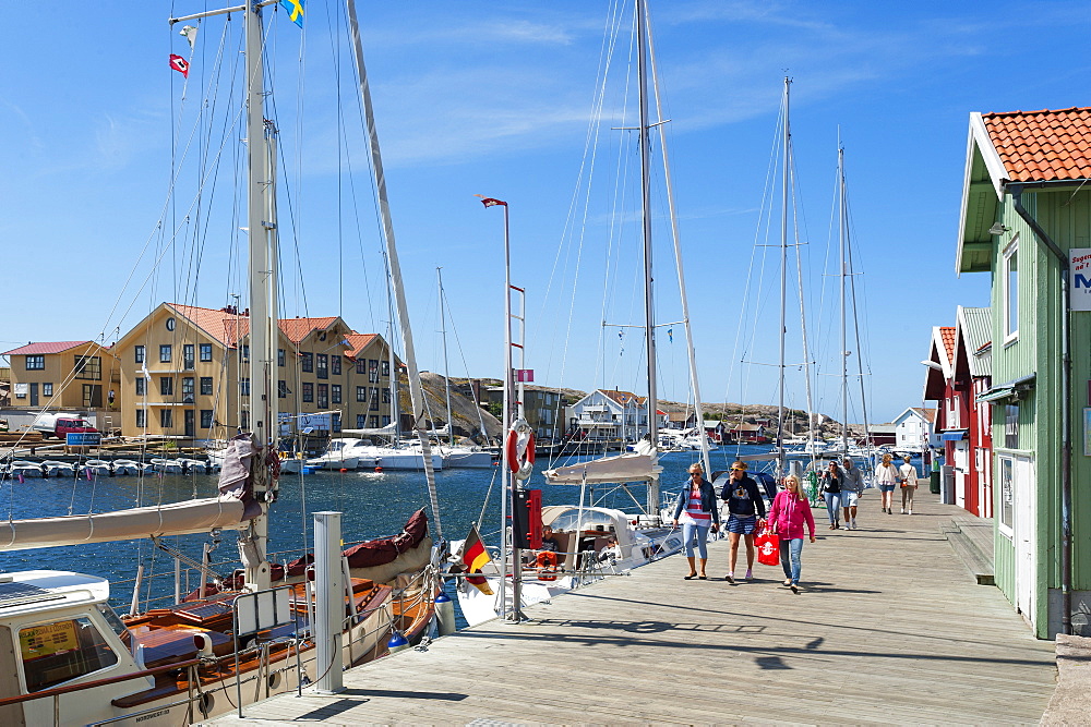 People at the harbour of Smogen, Smogen, Bohuslan, Vastra Gotalands lan, Sweden, Europe