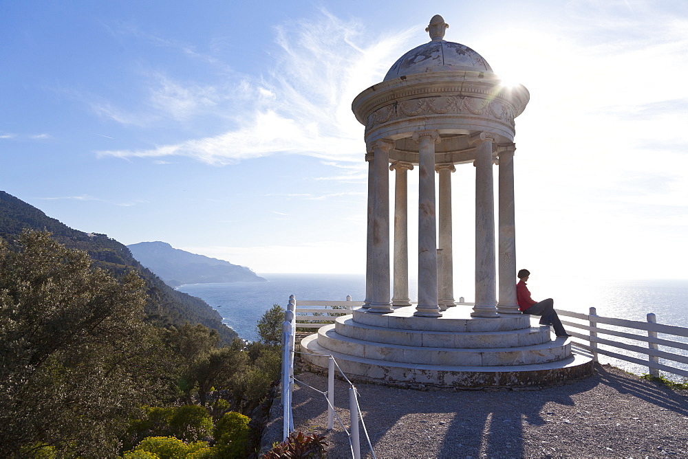 Pavilion with the view onto the Mediterranean, Son Marroig, former country residence of archduke Ludwig Salvator from Austria, Son Marroig, near Deia, Tramantura, Mallorca, Spain