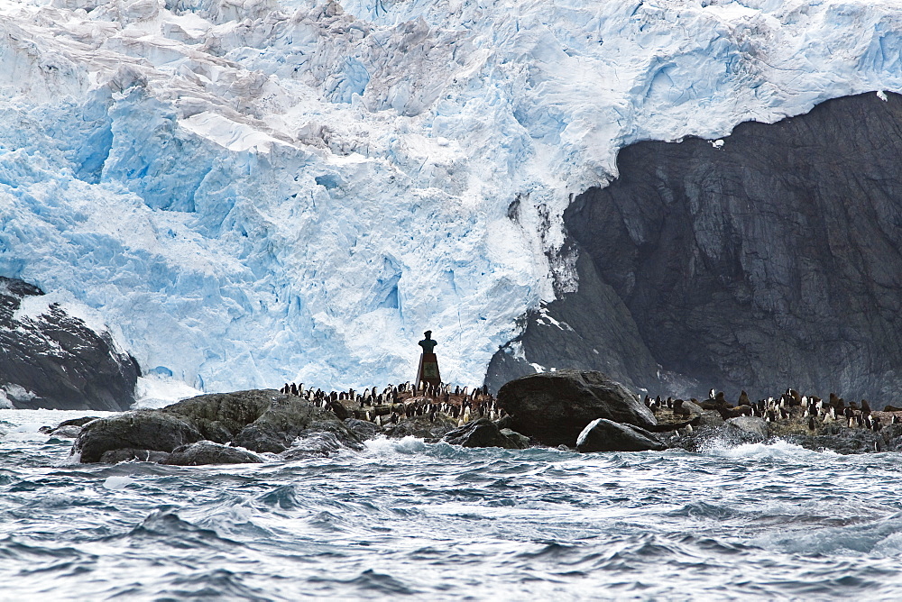 Monument with chilean Lt. Luis Pardo at Point Wild, Shackleton Expedition, Elephant Island, South Shetland Islands, Antarctic Peninsula, Southern Ocean, Antarctica