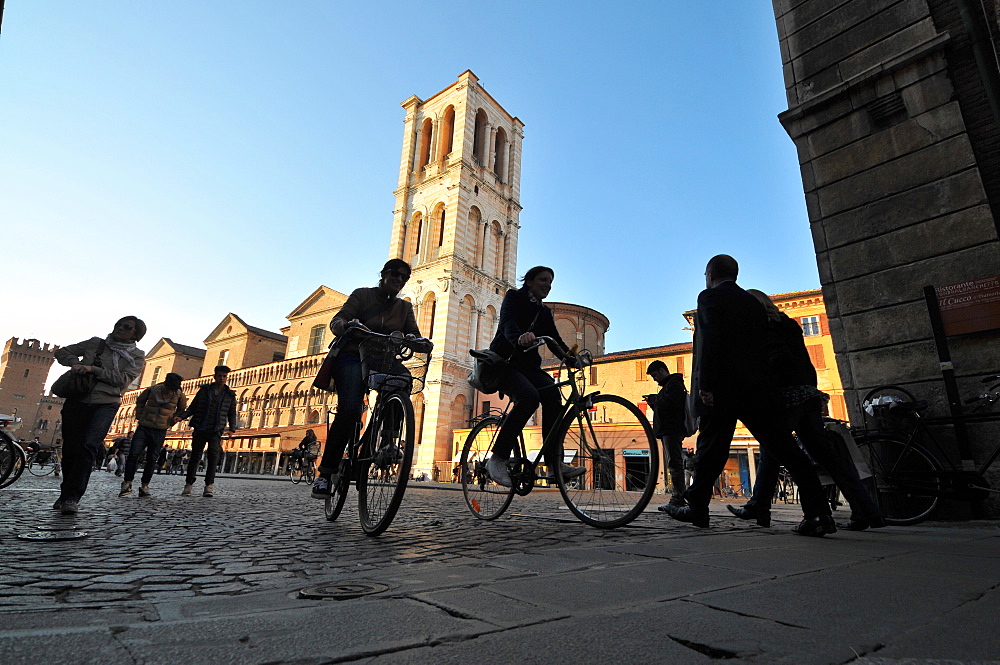 Piazza Trento e Trieste with cathedral, Ferrara, Emilia-Romagna, Italy