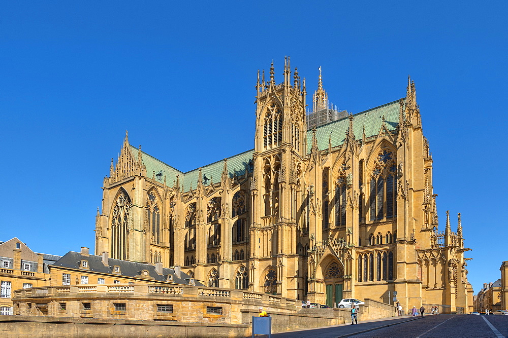 View of the Cathedral St. Etienne, Metz, Lorraine, France, Europe