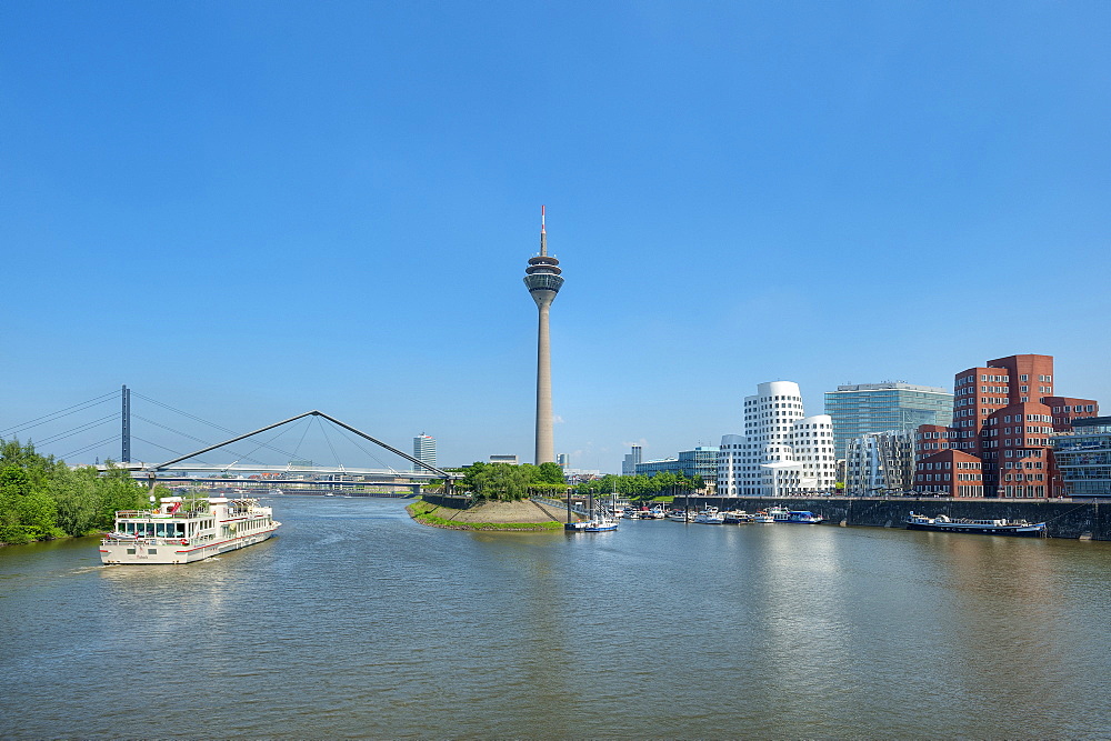 View at the Neuer Zollhof with Gehry buildings, Media harbour, Dusseldorf, Northrhine-Westphalia, Germany, Europe