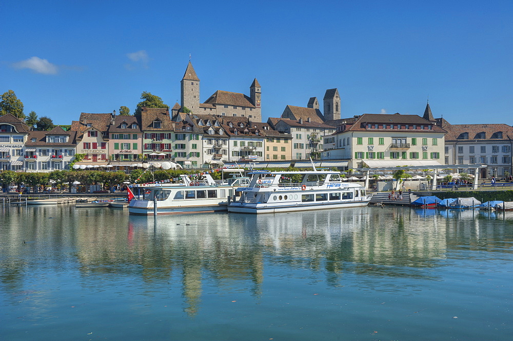 View of castle, old town and harbour, Rapperswil, Lake Zurich, St. Gallen, Switzerland, Europe