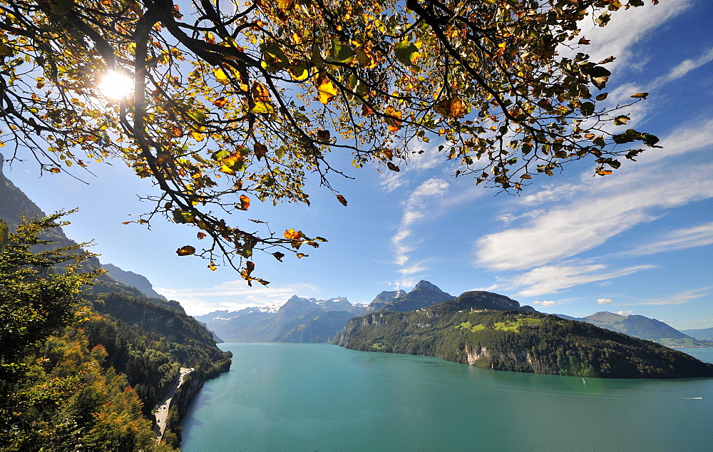 View over Brunnen onto lake Urnen and Lake Lucerne, Canton Schwyz, Central Switzerland, Switzerland, Europe