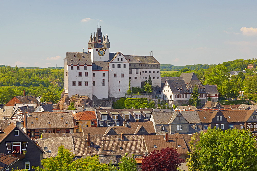 Diez castle and the old town of Diez, Diez an der Lahn, Westerwald, Rhineland-Palatinate, Germany, Europe