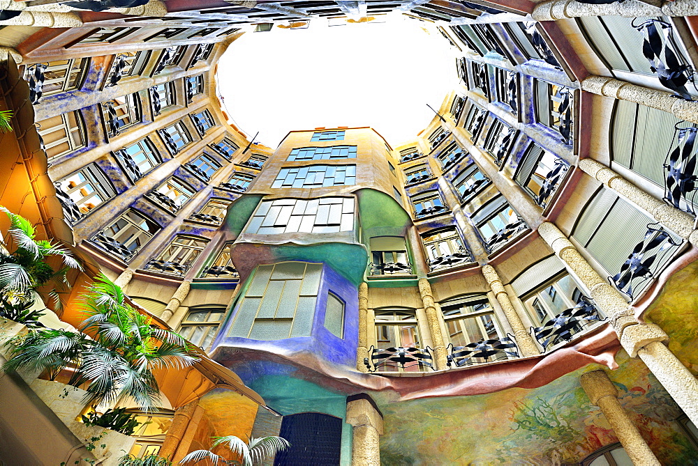 Casa Mila, Casa MilÃ , La Pedrera, atrium, architect Antoni Gaudi, UNESCO World Heritage Site Casa MilÃ , Catalan modernista architecture, Art Nouveau, Eixample, Barcelona, Catalonia, Spain