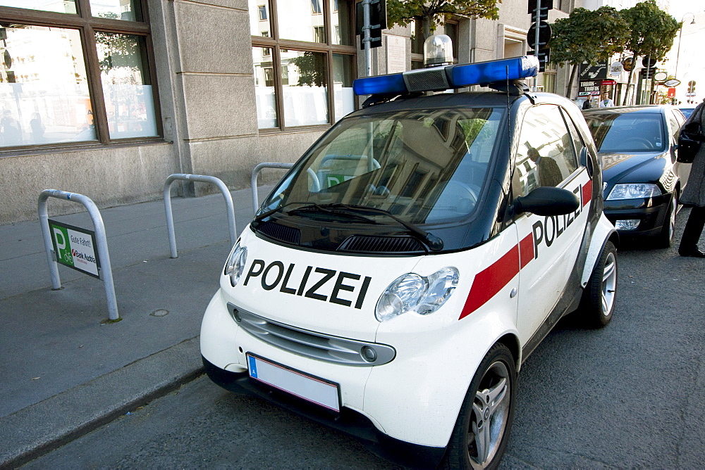 Smart police car, Vienna (Wien), Austria