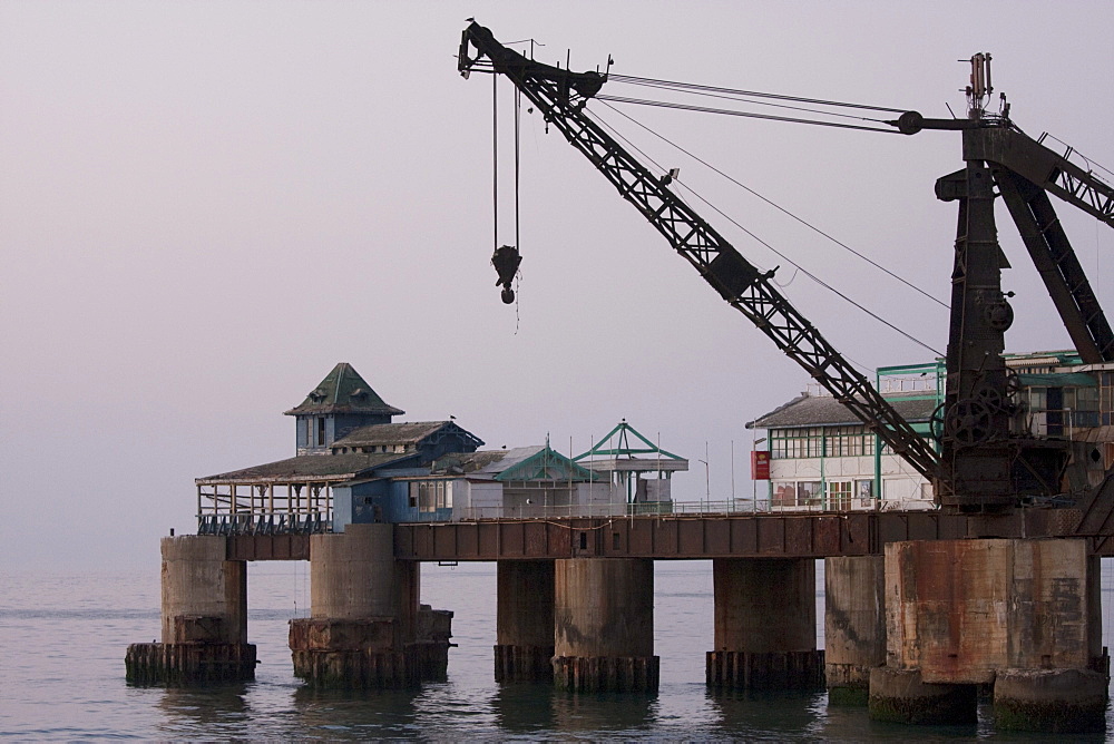 Muelle Vergara pier at dusk, ViâˆšÂ±a del Mar, Valparaiso Region, Chile