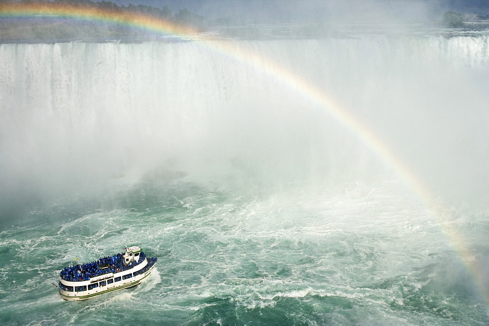 Horseshoe Falls and the Maid of the Mist, Niagara Falls, Ontario, Canada