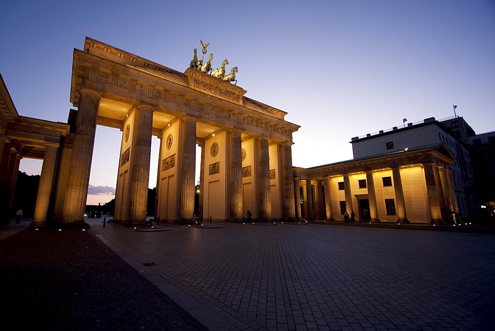 Brandenburg Gate at dusk, Berlin, Germany