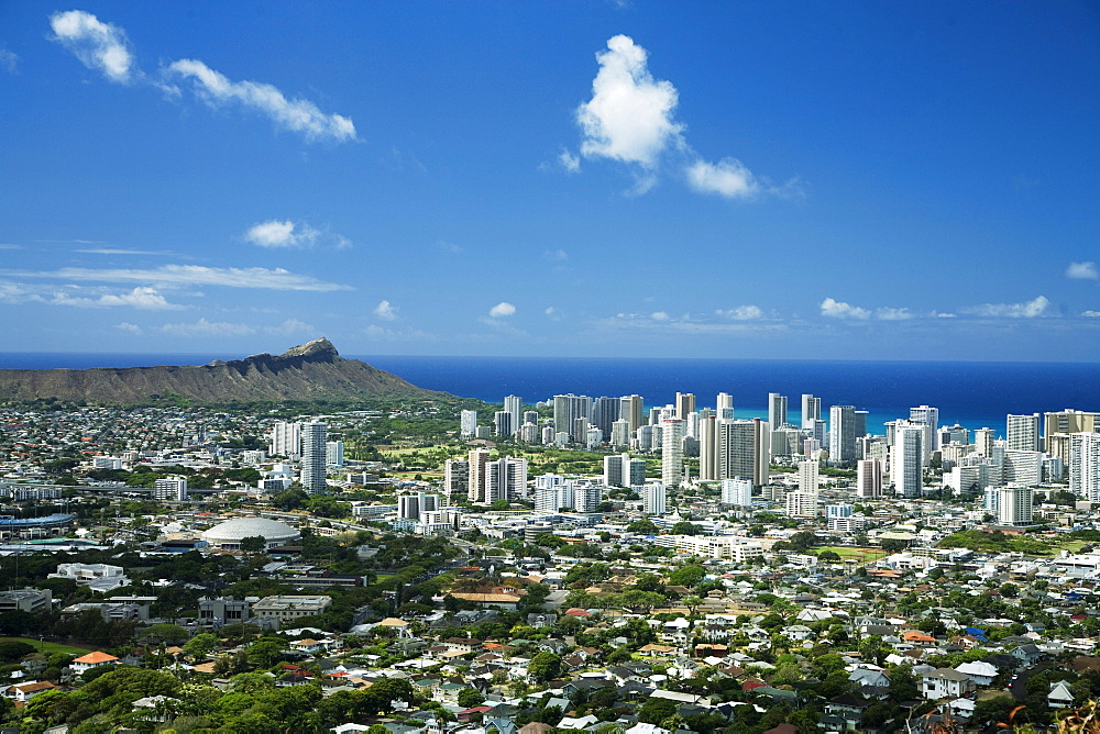 Hawaii, Oahu, Diamond head and Waikiki from Tantalus.