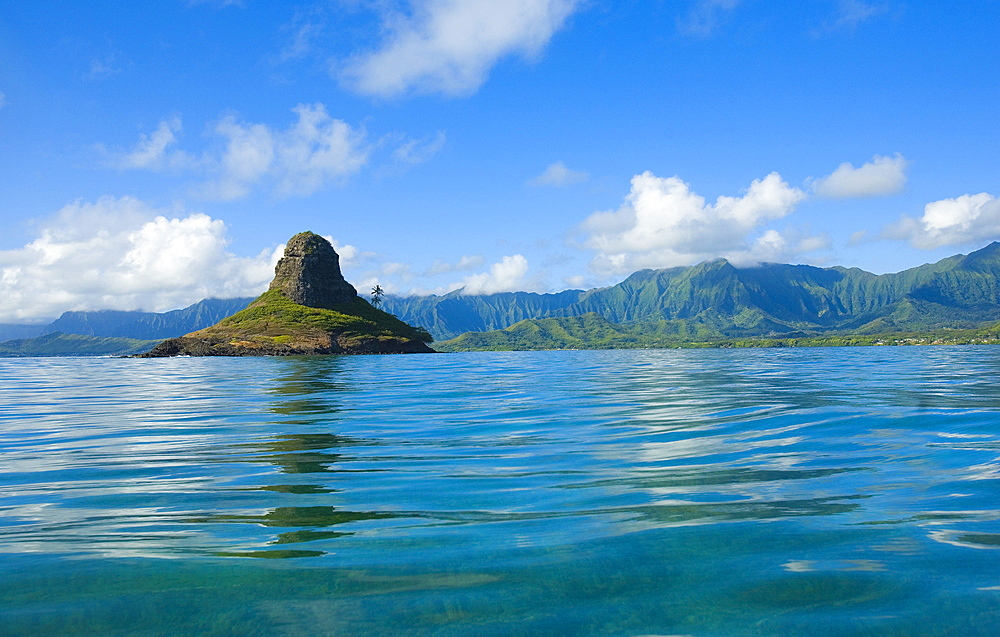 Hawaii, Oahu, View of  Mokolii Island and East Oahu view from ocean