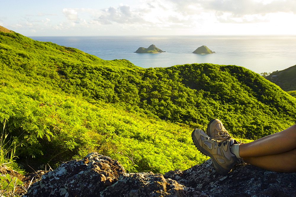 Hawaii, Lanikai, view of Hicking boots and mountains with view of Mokulua Islands.