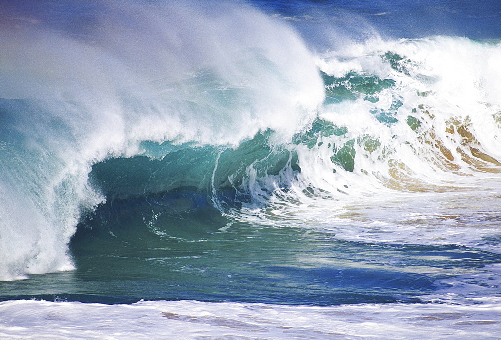 Hawaii, Oahu, North Shore, Wild and crashing winter waves.