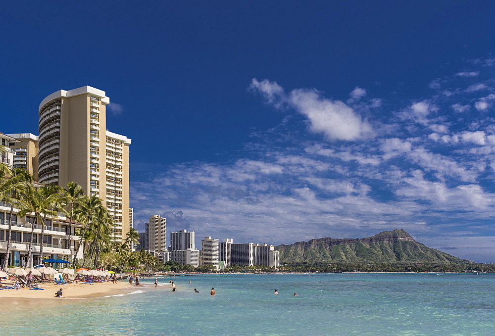 Waikiki Beach with Diamond head on the horizon, Waikiki, Honolulu, Oahu, Hawaii, United States of America