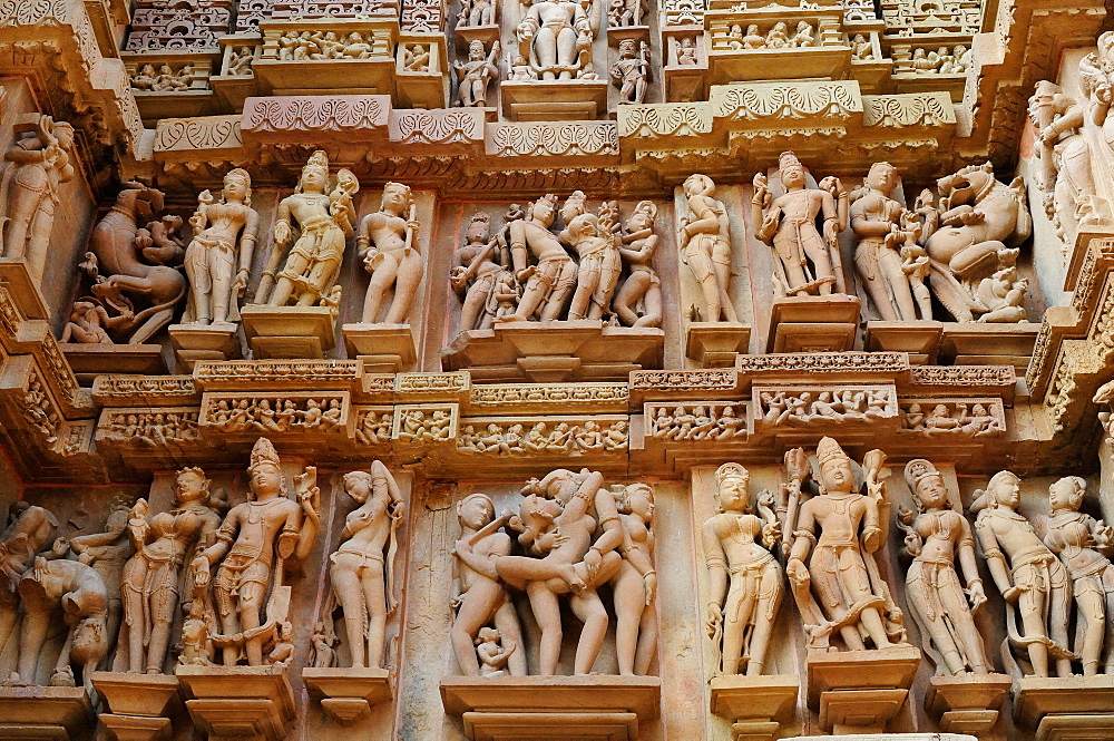 Erotic sculptures on the walls of Western group of monuments, Khajuraho, UNESCO World Heritage Site, Madhya Pradesh, India, Asia