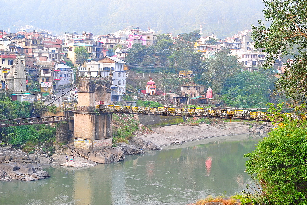 Victoria Bridge across Beas River, Mandi, Himachal Pradesh, India, Asia