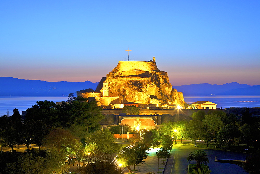 Elevated view of Old Fortress and Maitland Rotunda, Corfu Old Town, Corfu, The Ionian Islands, Greek Islands, Greece, Europe